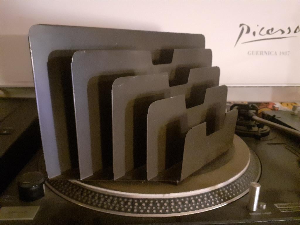 jaren 70 design brievenhouder bruin metaal bureau item retro, Ophalen of Verzenden, Huis en Inrichting