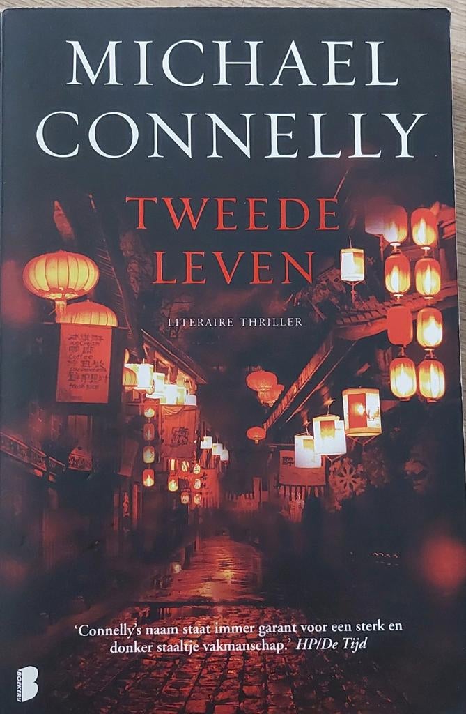 Michael Connelly - Tweede leven, Ophalen of Verzenden, Zo goed als nieuw, Michael Connelly