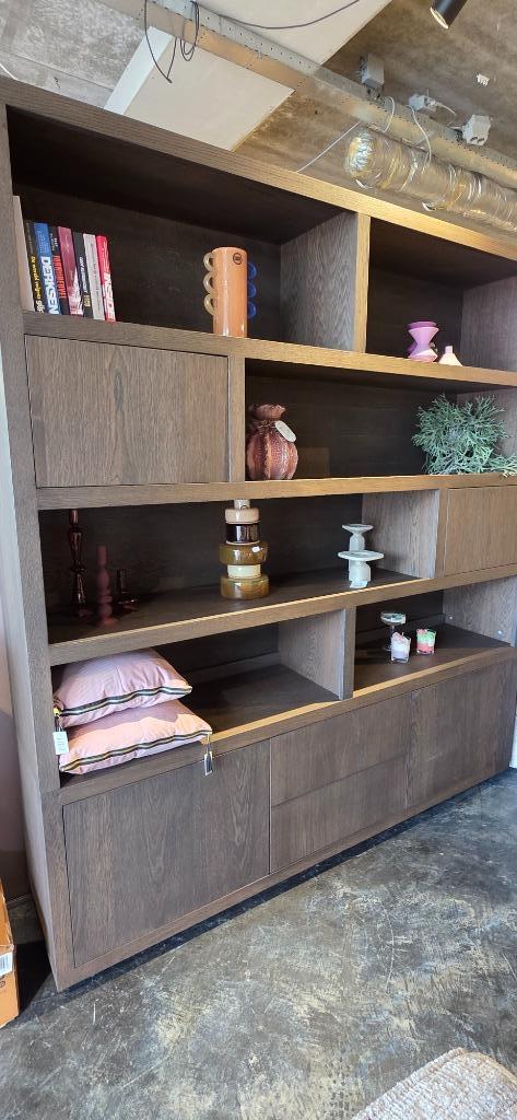 Opbergkast Eikenhout 200 x 220 cm – Bruin Showmodel korting!