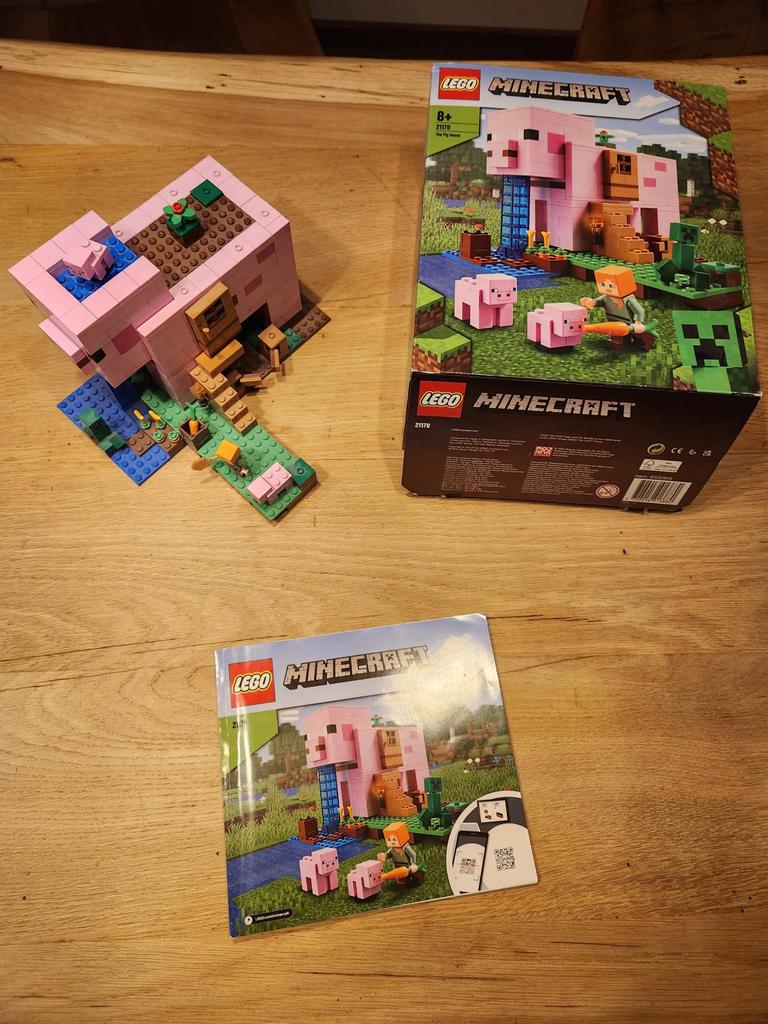 Lego Minecraft - Het Varkenshuis - Complete Set, Ophalen of Verzenden, Zo goed als nieuw, Complete set, Lego