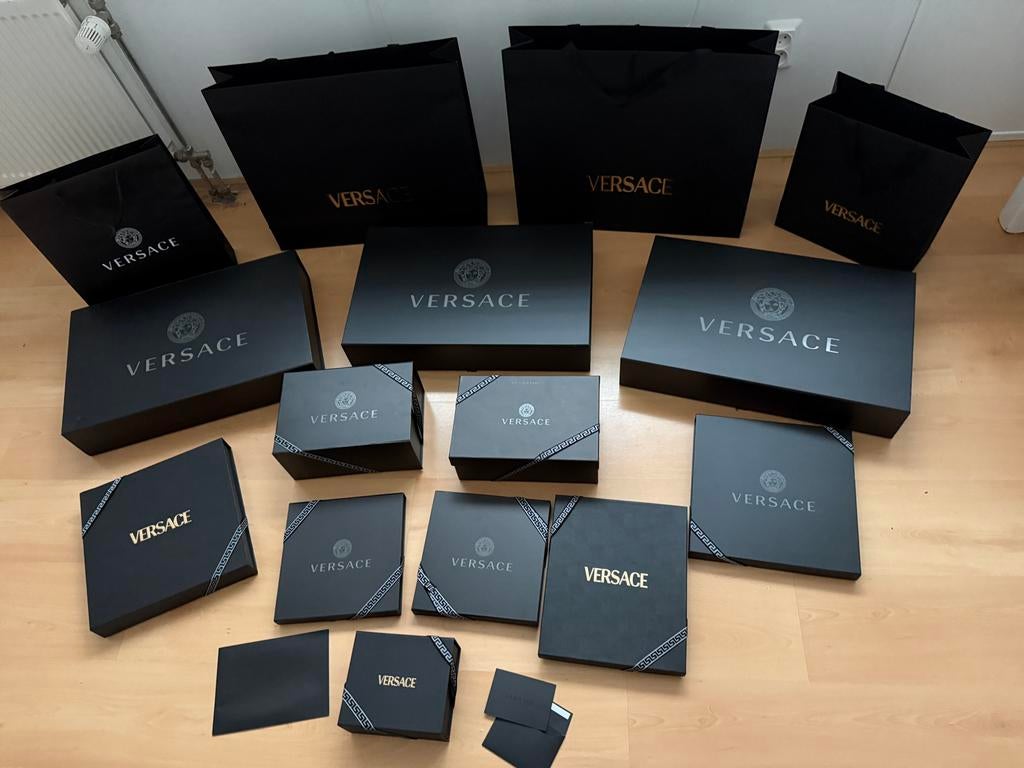 Versace dozen en tassen collectie, Ophalen of Verzenden, Zo goed als nieuw, Zwart, Overige merken