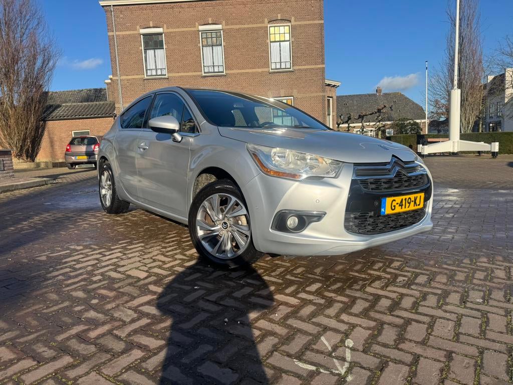Citroën DS4 1.6 VTI 88KW 2011 Grijs fulloption!, Auto's, 4 cilinders, Bedrijf, 57 €/maand, 5 stoelen