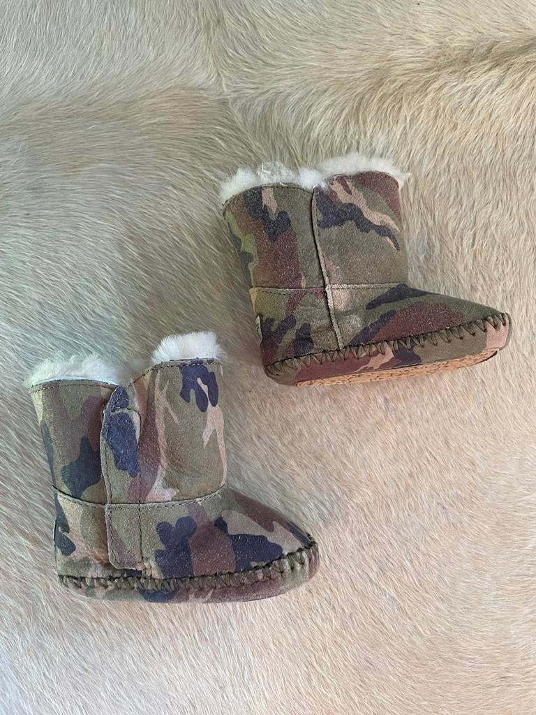 Baby Uggs camo maat 16 camouflage, Ophalen of Verzenden, Jongetje of Meisje, Schoentjes