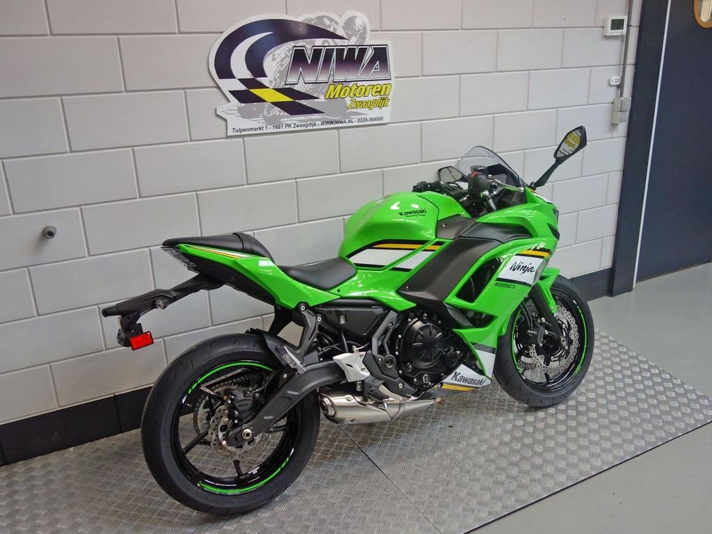 KAWASAKI Ninja 650 (bj 2025) - foto 3