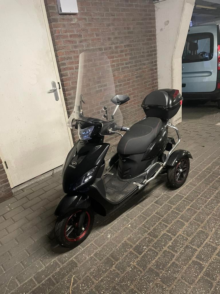 Elektrische scooter/driewieler Nipponia pride, Ophalen, Pride, Zo goed als nieuw, 16 km/u of meer