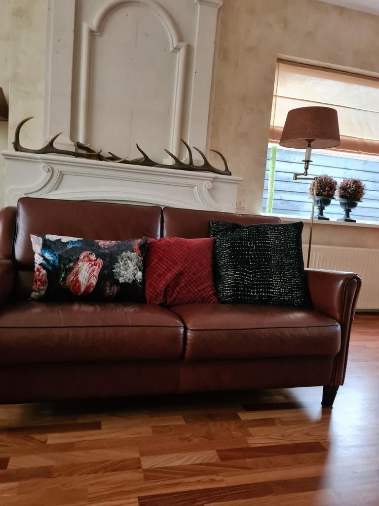 2 echt leren banken. Engelse stijl., Ophalen, Gebruikt, Tweepersoons, 75 tot 100 cm