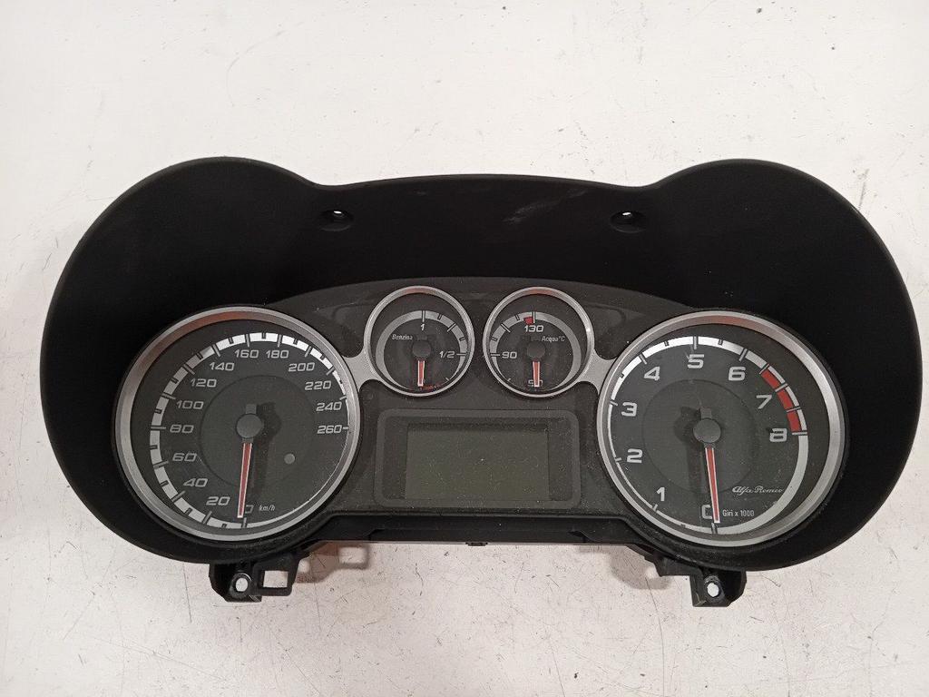 Cockpit Alfa Romeo MiTo, Auto-onderdelen, Dashboard en Schakelaars, Onderdelen@venauto.nl, Van der Ven Autorecycling B.V., Gebruikt