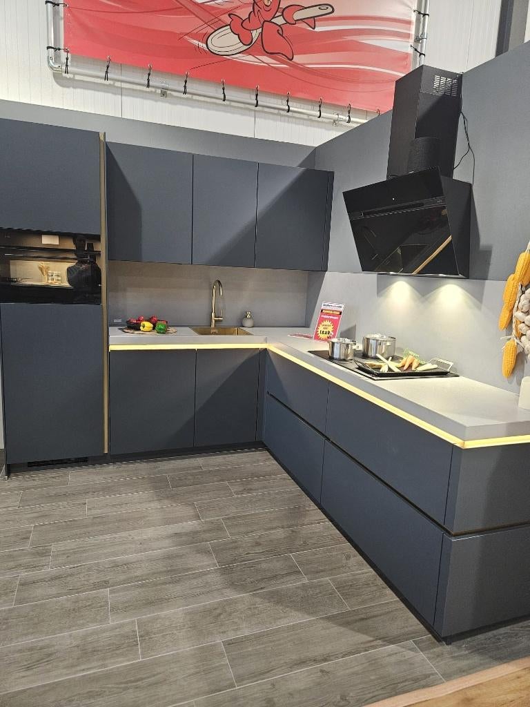 Showroomkeuken Fjordblauw  Uitverkoop!, Ophalen, Overige materialen, Blauw, Hoekkeuken