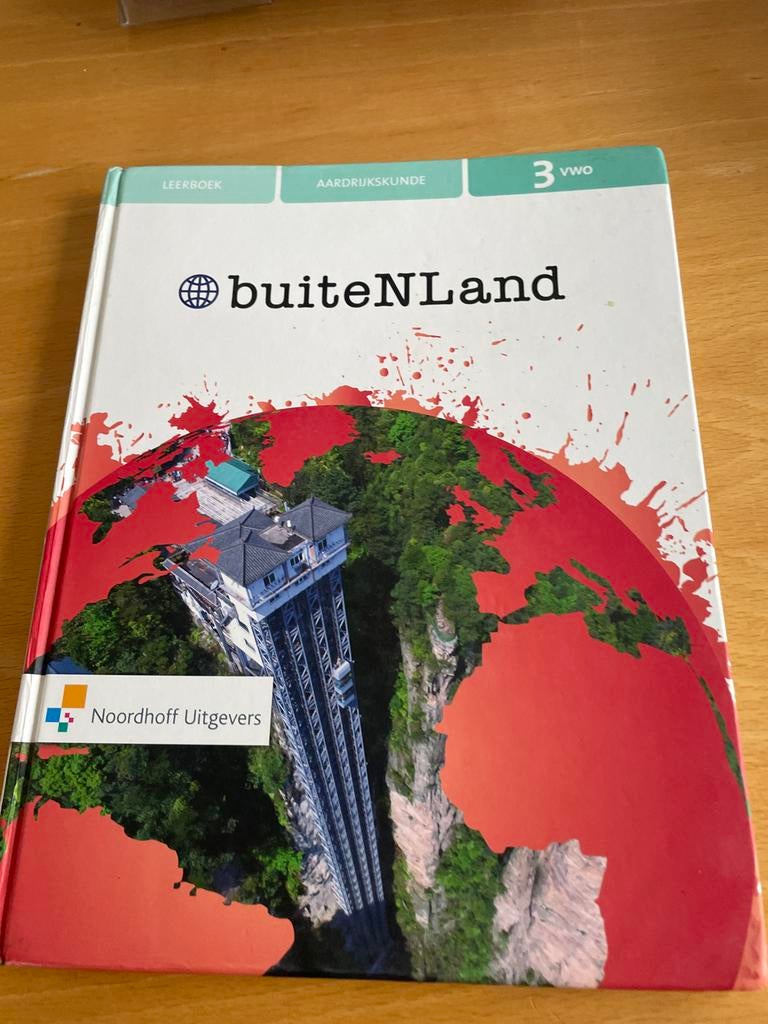 Aardrijkskunde Buitenland 3 VWO, Ophalen of Verzenden, Zo goed als nieuw, VWO, Aardrijkskunde