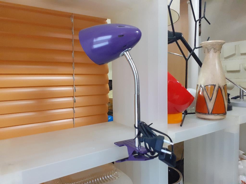 spot klemlamp paars metaal 33 cm hoog jaren 70 design retro, Retro design jaren 70 vintage 1970s seventies, Gebruikt, Metaal of Aluminium