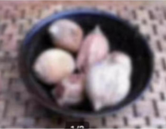 ijzeren schaal met 6 houten decoratie ballen Br25 cm H15 cm, Overige materialen, Schaal, Rond, Ophalen of Verzenden