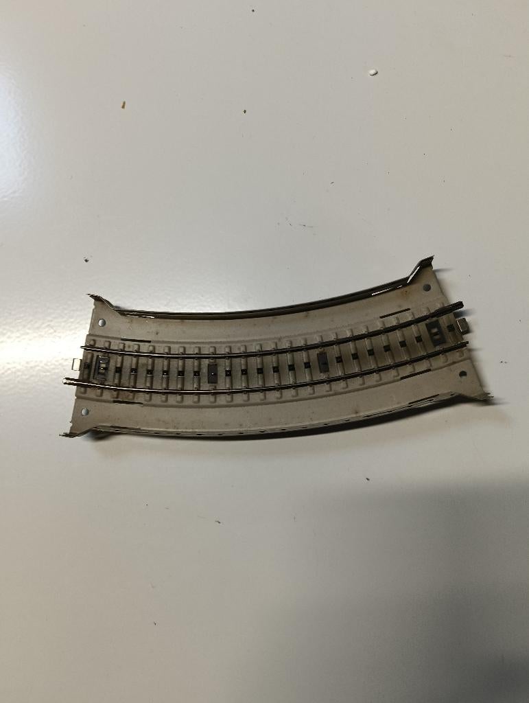 Marklin M Rail H0 7167 Gebogen oprit, brug van metaal, Wisselstroom, Gebruikt, Rails, Ophalen of Verzenden