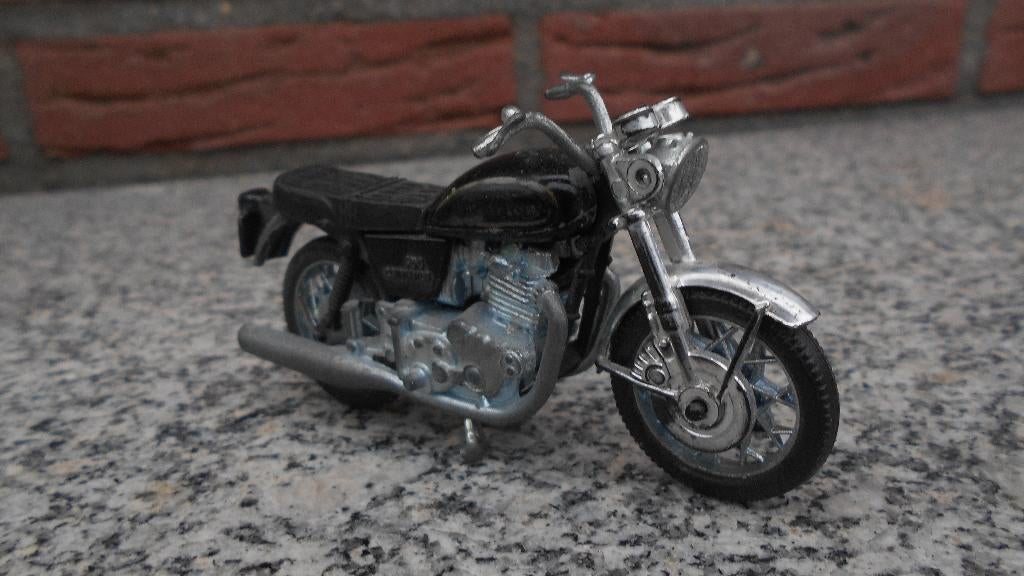 Norton Commando 750 Commando Mercury MOTOR 1:24, Ophalen of Verzenden, Zo goed als nieuw, Motor, Overige merken