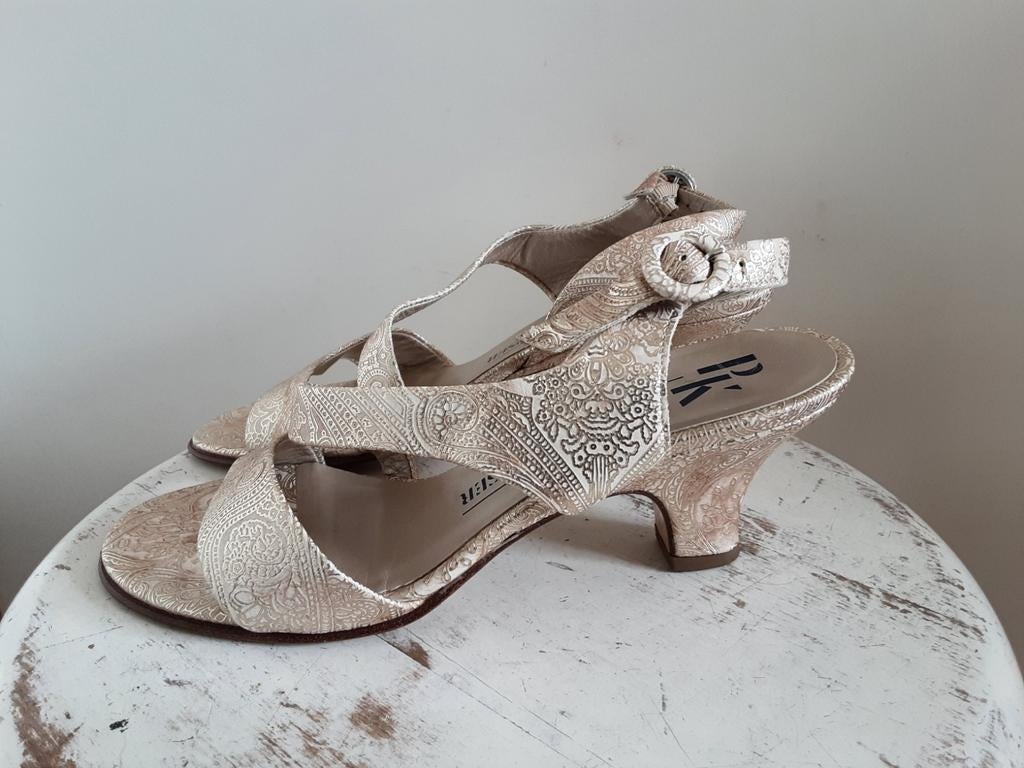 PETER KAISER schoenen sandalen maat 4(37), Kleding | Dames, Peter Kaiser, Beige, Zo goed als nieuw, Sandalen of Muiltjes