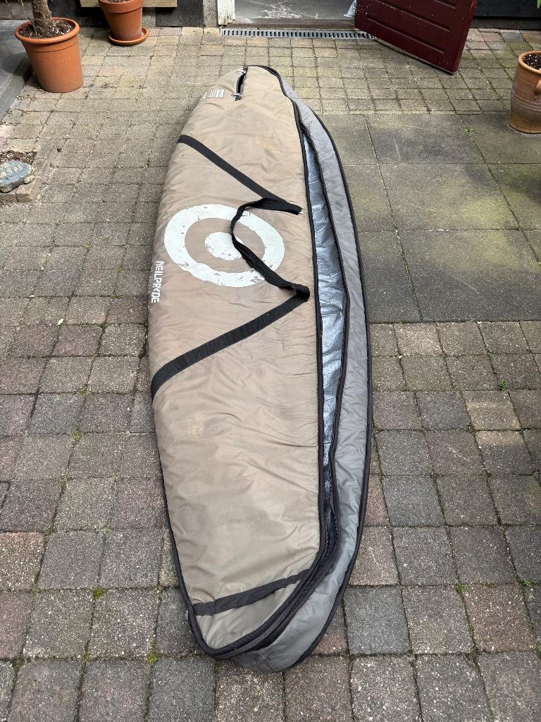 Boardbag neil pride, Watersport en Boten, Ophalen, Gebruikt, Wingsurf-accessoire