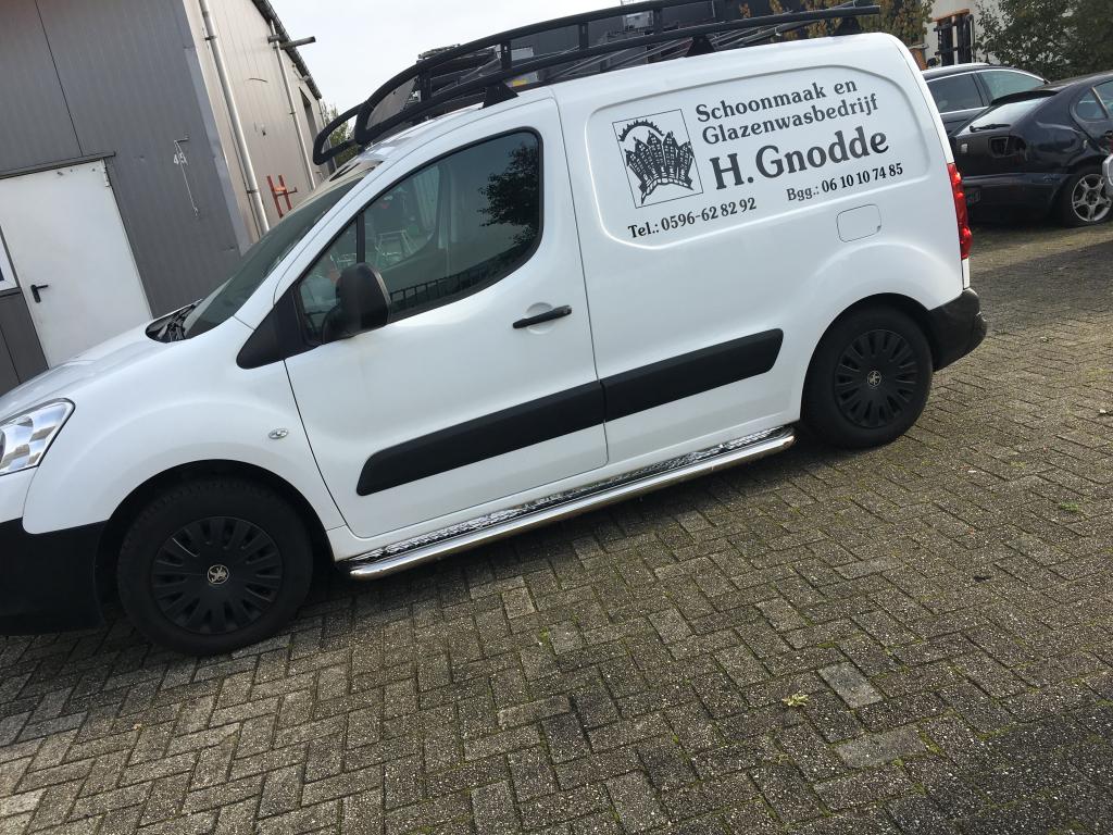 Peugeot Partner Sidebars met rvs trede, Auto diversen, Tuning en Styling, Ophalen, Niet ingevuld, Niet ingevuld, Niet ingevuld