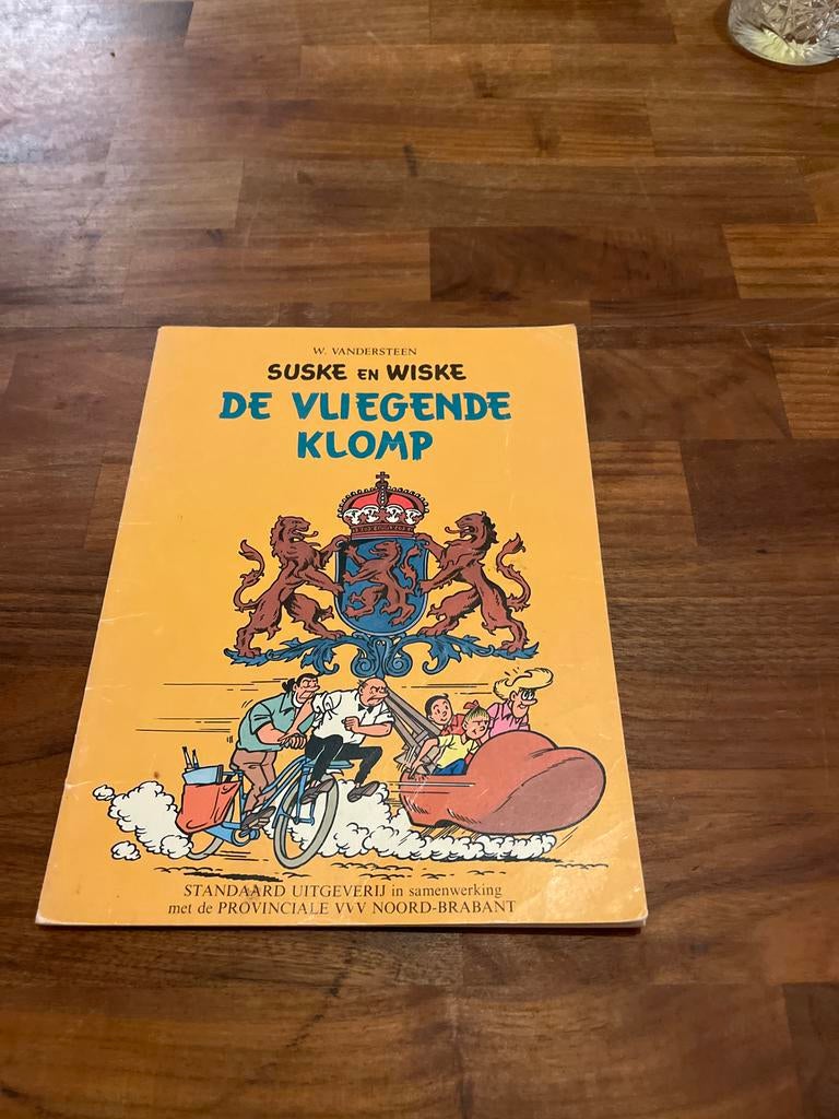 Suske en Wiske - De Vliegende Klomp (Standaard Uitgeverij), Eén stripboek, Verzenden, Gelezen
