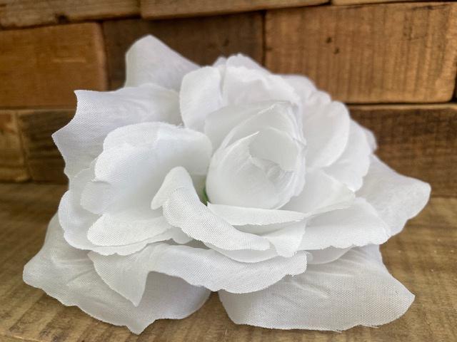 Kunstbloemen witte rozen, nep bloemen, bruiloft, bloemenboog, 3811JM, Info@rodebeagle.nl, Rode Beagle kunstbloemen, Nieuw