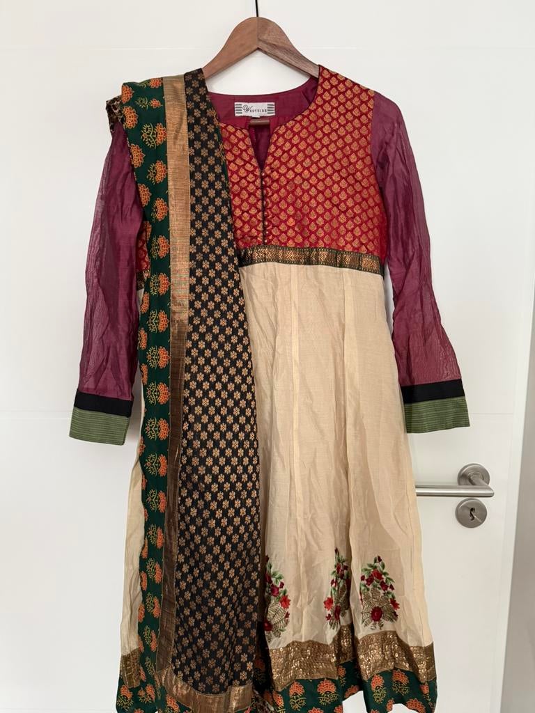 Salwar model Indian, Ophalen of Verzenden, Zo goed als nieuw, Maat 38/40 (M), Carnaval