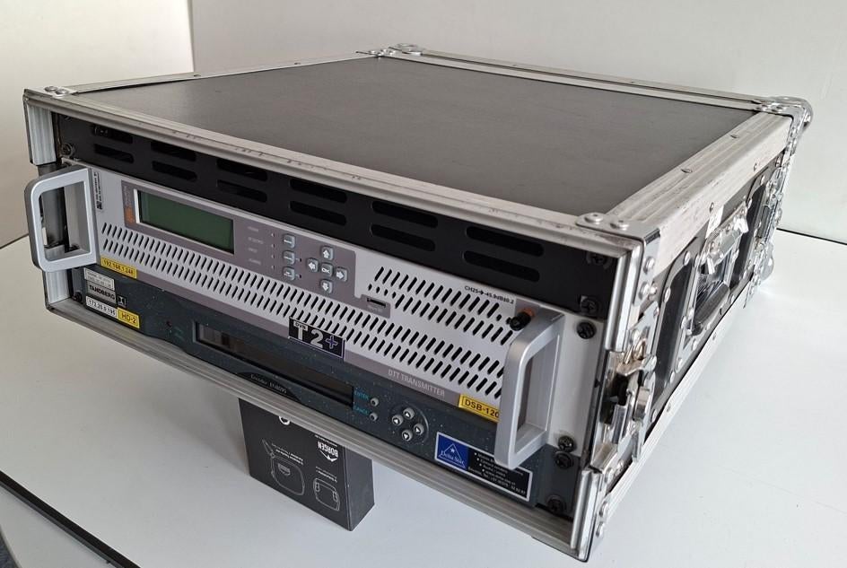 Zenderset, DVB-T2 voor diverse evenementen, Ophalen, Zo goed als nieuw, Tv en Weergevers