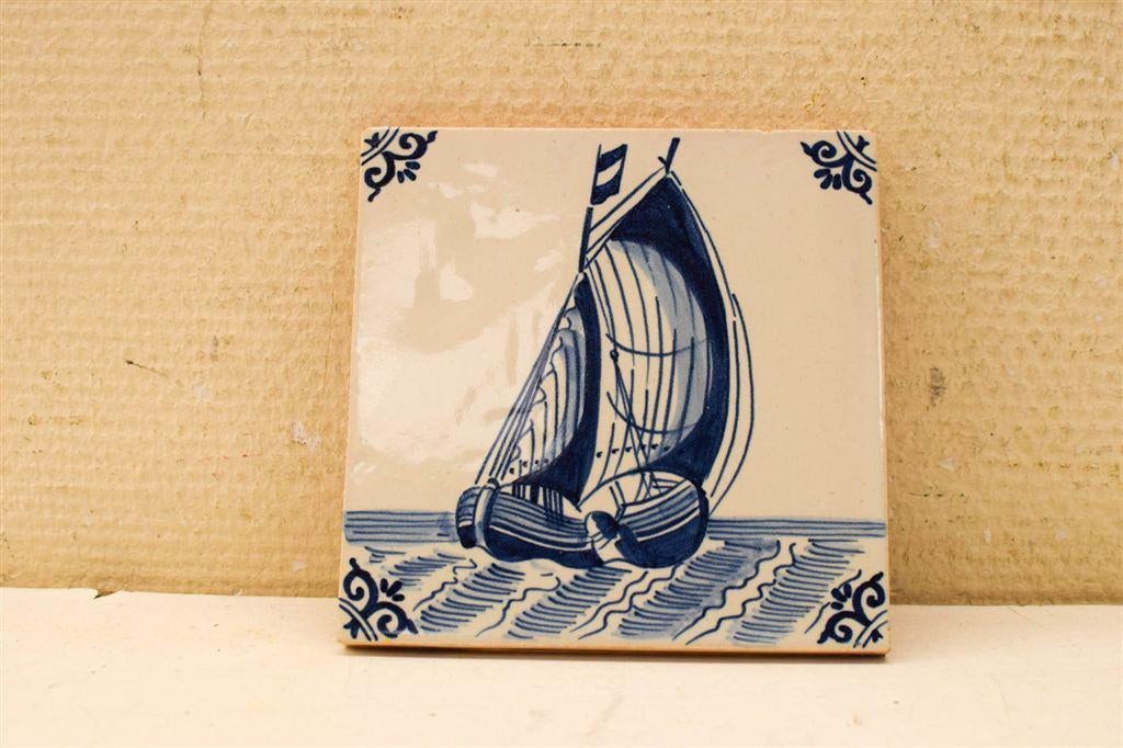 Wandtegel met afdruk van een Zeilschip 49177, Ophalen of Verzenden, Gebruikt