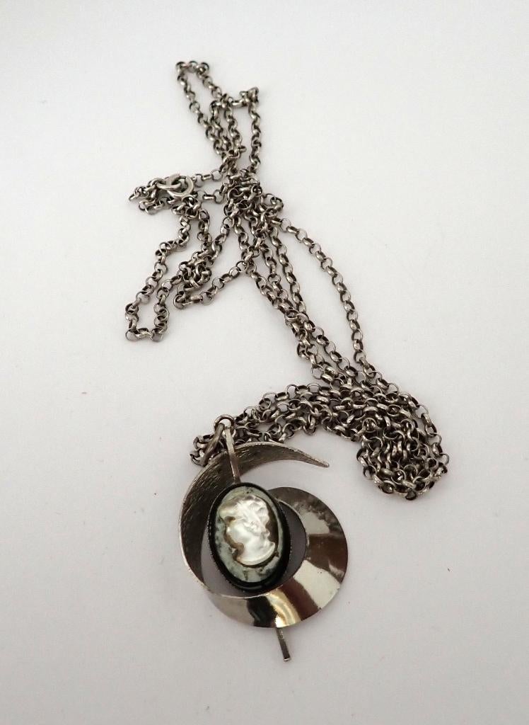 Lange ketting met camee hanger, Sieraden, Tassen en Uiterlijk, Kettingen, Verzenden, Gebruikt, Zilver, Overige materialen