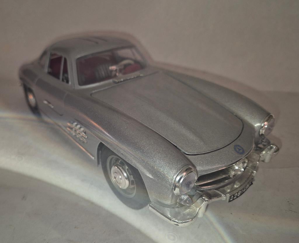 Mercedes Benz 300 SL Vleugeldeur 1954 Modelauto 1:18, Ophalen of Verzenden, Zo goed als nieuw, Auto, Bburago