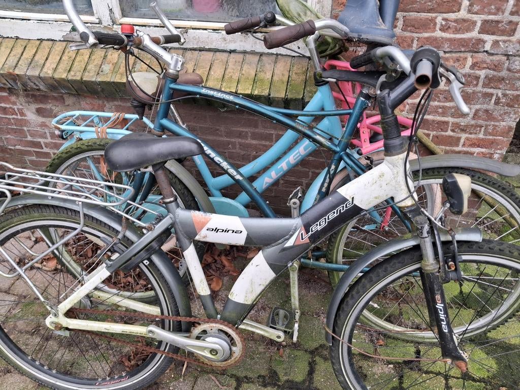 7 Oude fietsen - opknappers of voor oud ijzer, Ophalen, Gebruikt