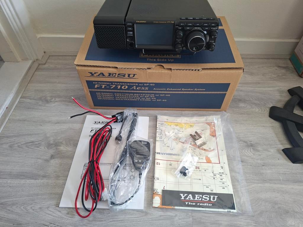 YAESU FT-710 AESS HF/50MHz Transceiver nieuwstaat. !!!, Telecommunicatie, Zenders en Ontvangers, Ophalen of Verzenden, Zo goed als nieuw