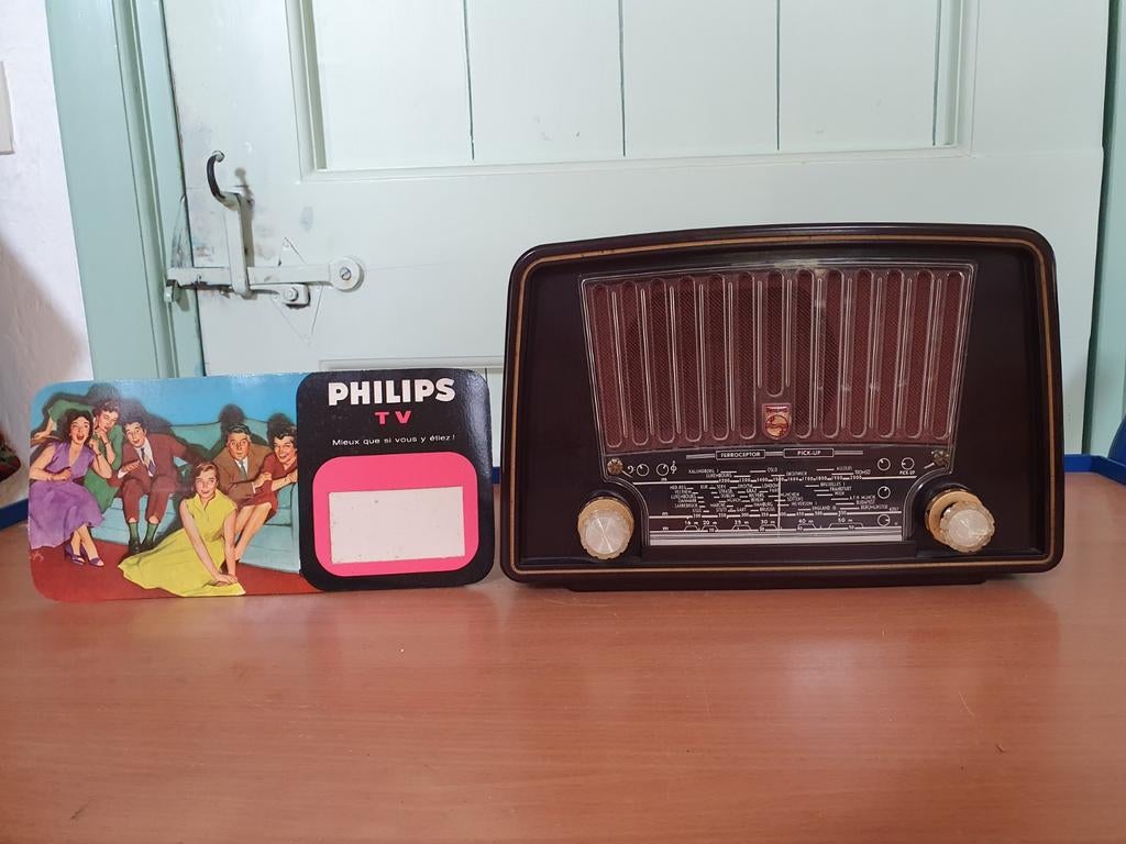 Philips radio BX230U + advertentie, Ophalen of Verzenden