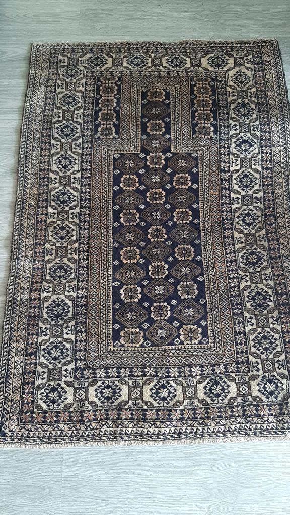 Perzisch kleed maat 95x165, Ophalen of Verzenden, Zo goed als nieuw, Rechthoekig