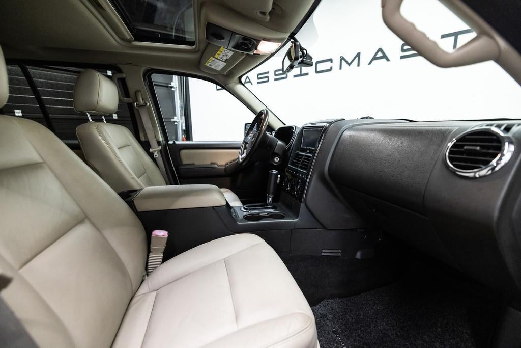 Ford Explorer XLT Btw auto, Fiscale waarde € 6.000,- (€, Automaat, Gebruikt, Beige, Explorer