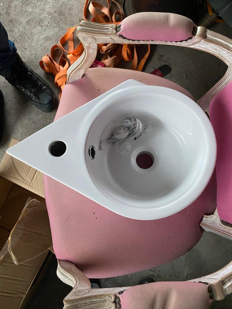 Sanindusa wasbakje voor in toilet, Ophalen, Nieuw, Wastafel