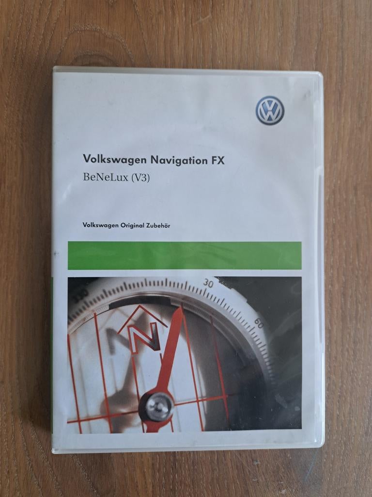 VW navigatie CD's europa en benelux, Computers en Software, Navigatiesoftware, Ophalen of Verzenden, Landkaarten
