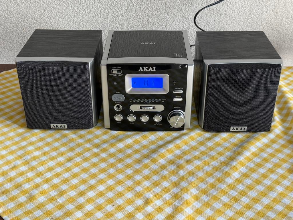 Mooi klein akai stereo setje vaste pr ophalen, Ophalen, Zo goed als nieuw, Akai