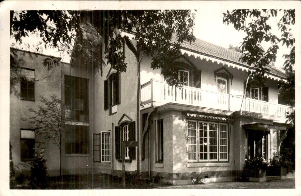 Hilversum - Chr. Rusthuis HEBRON - Voorgevel, Ophalen of Verzenden, 1940 tot 1960, Gelopen, Noord-Holland