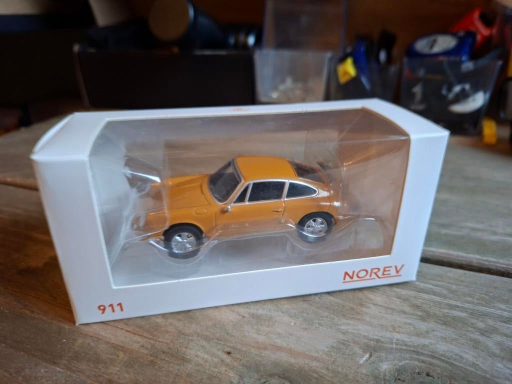 Norev Porsche 911 modelauto 1:43, Hobby en Vrije tijd, Modelauto's | 1:43, Ophalen of Verzenden