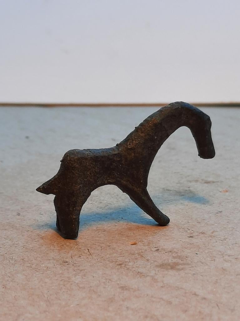 Romeins bronzen paardje bodemvondst, Verzenden