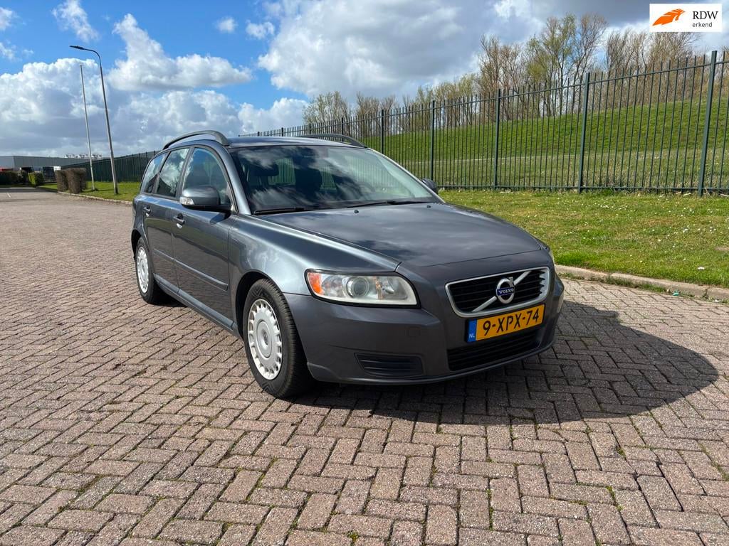 Volvo V50 1.6 D2 S/S Momentum, Auto's, Volvo, Voorwielaandrijving, Euro 5, Stof, Gebruikt