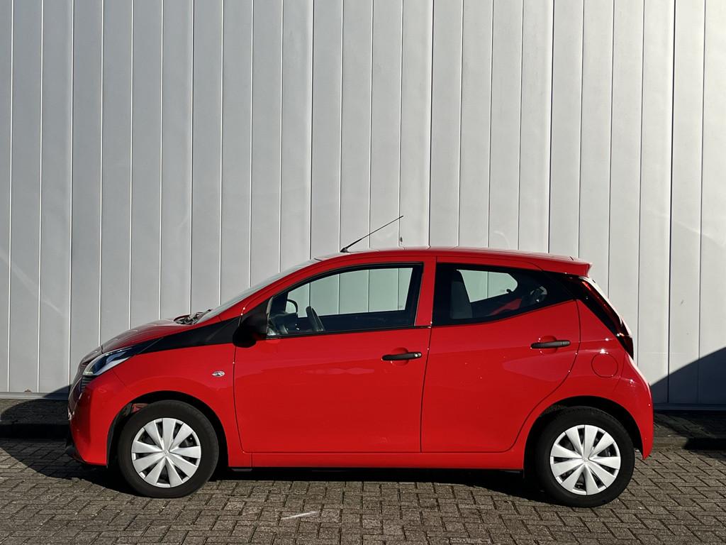 Toyota Aygo 1.0 VVT-i X-Fun NL Auto Airco Bluetooth Radio El, Voorwielaandrijving, 12 maanden, Gebruikt, Euro 6