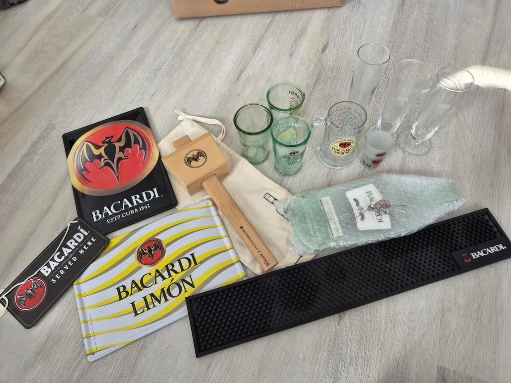 Bacardi verzameling, Ophalen