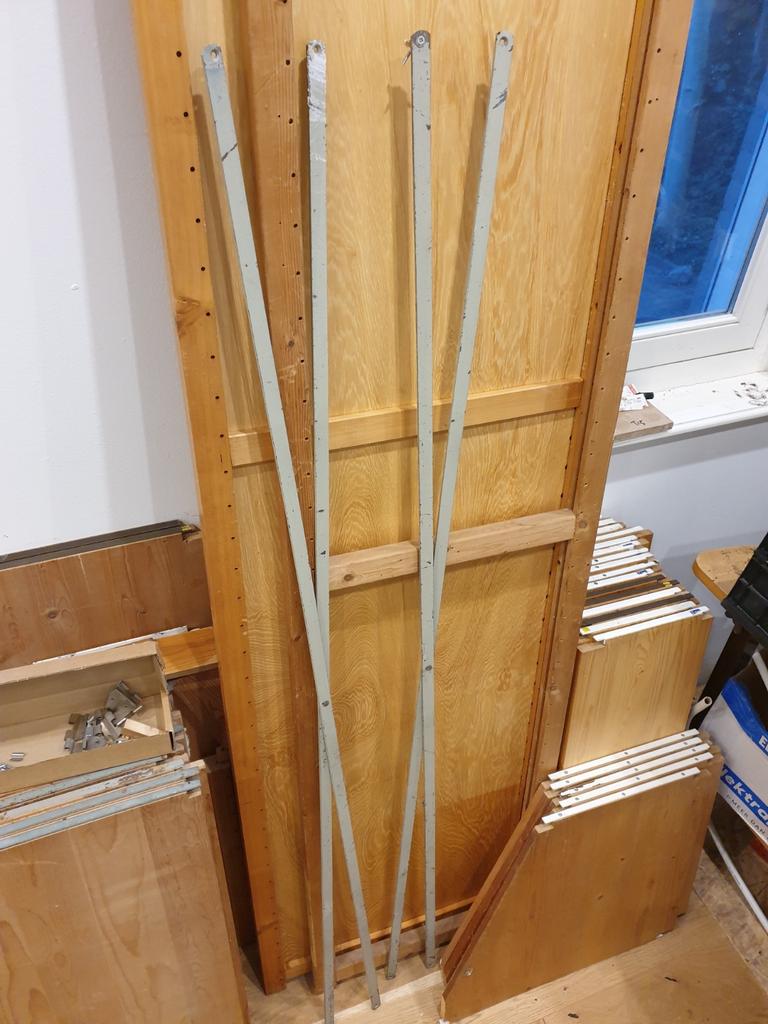 Lundia diverse maten, vnl planken, Ophalen