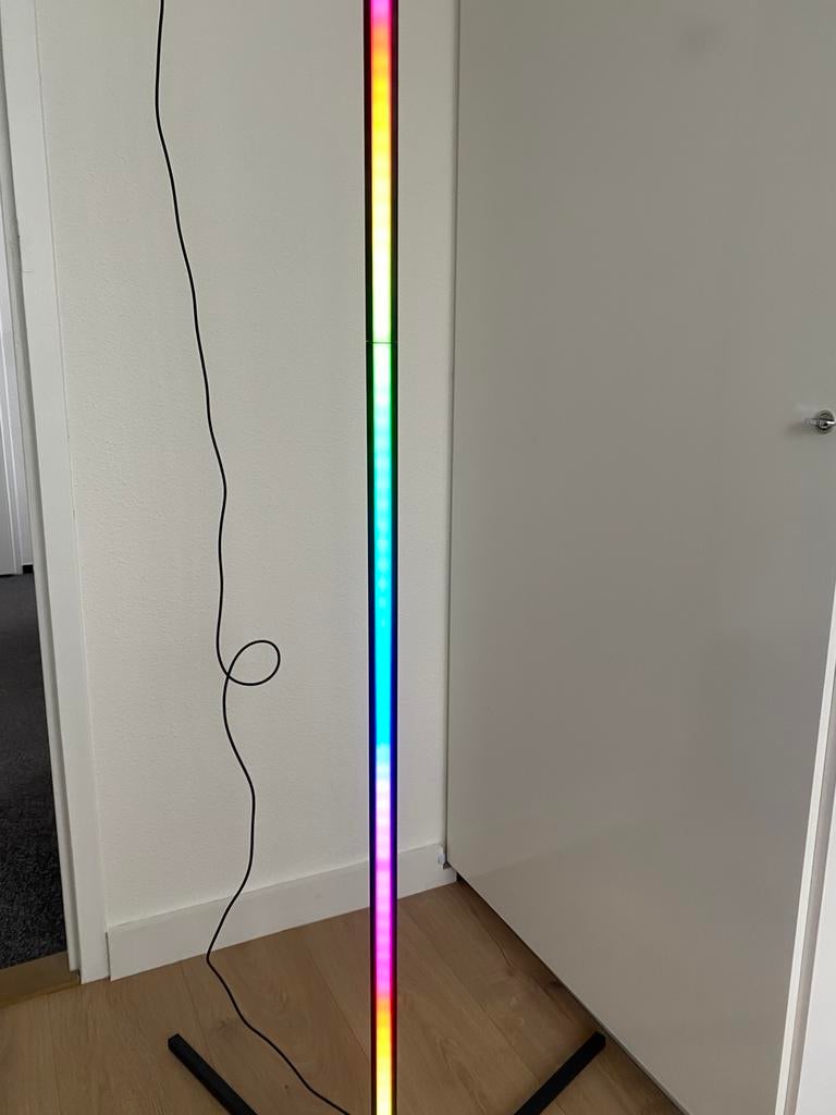 Staande led lamp Action met veel kleuren, Ophalen of Verzenden, Zo goed als nieuw