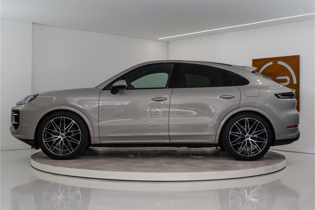Porsche Cayenne Coupé 3.0 E-Hybrid 462PK | Cashmere | Pano, Automaat, Gebruikt, 2995 cc, 4 stoelen