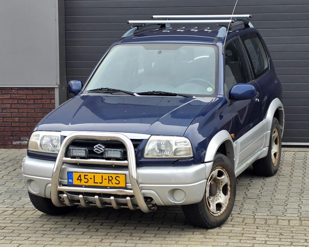 Suzuki Grand Vitara 1.6 3D 2003 4x4 Blauw nwe APK Facelift, 13 km/l, Stof, Zwart, 4 cilinders