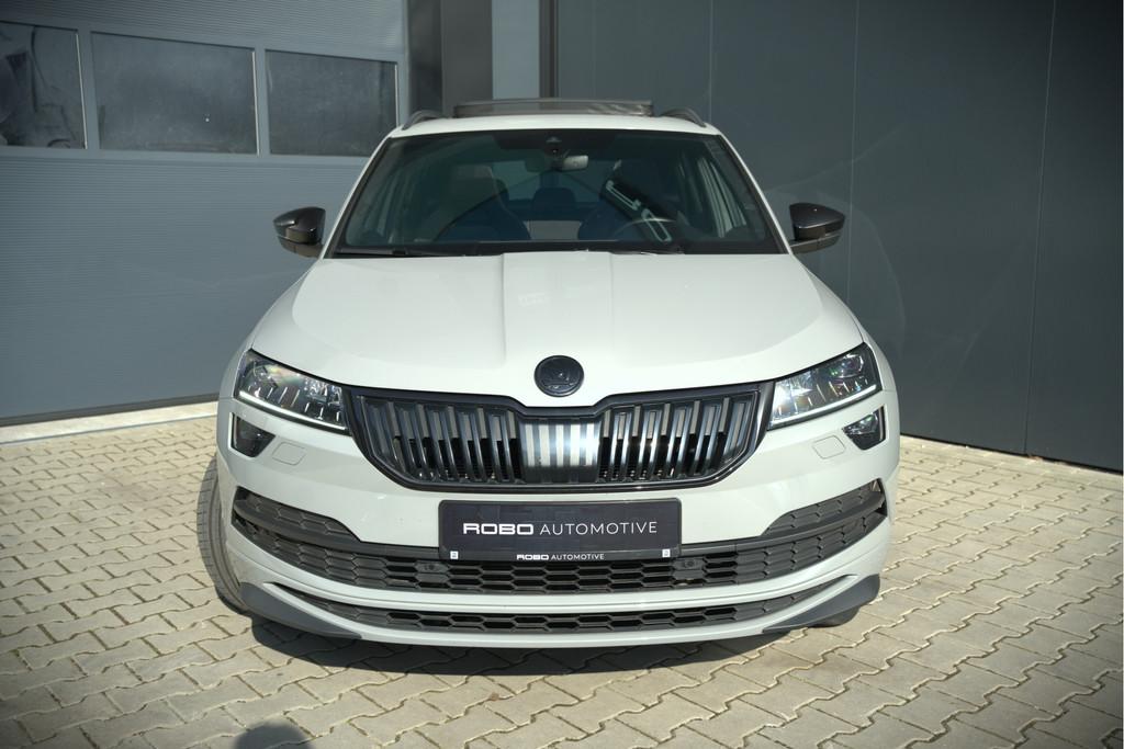Skoda Karoq 1.5 TSI ACT Sportline Business | Panoramadak | S, Auto's, Stof, 4 cilinders, 150 pk, Bedrijf