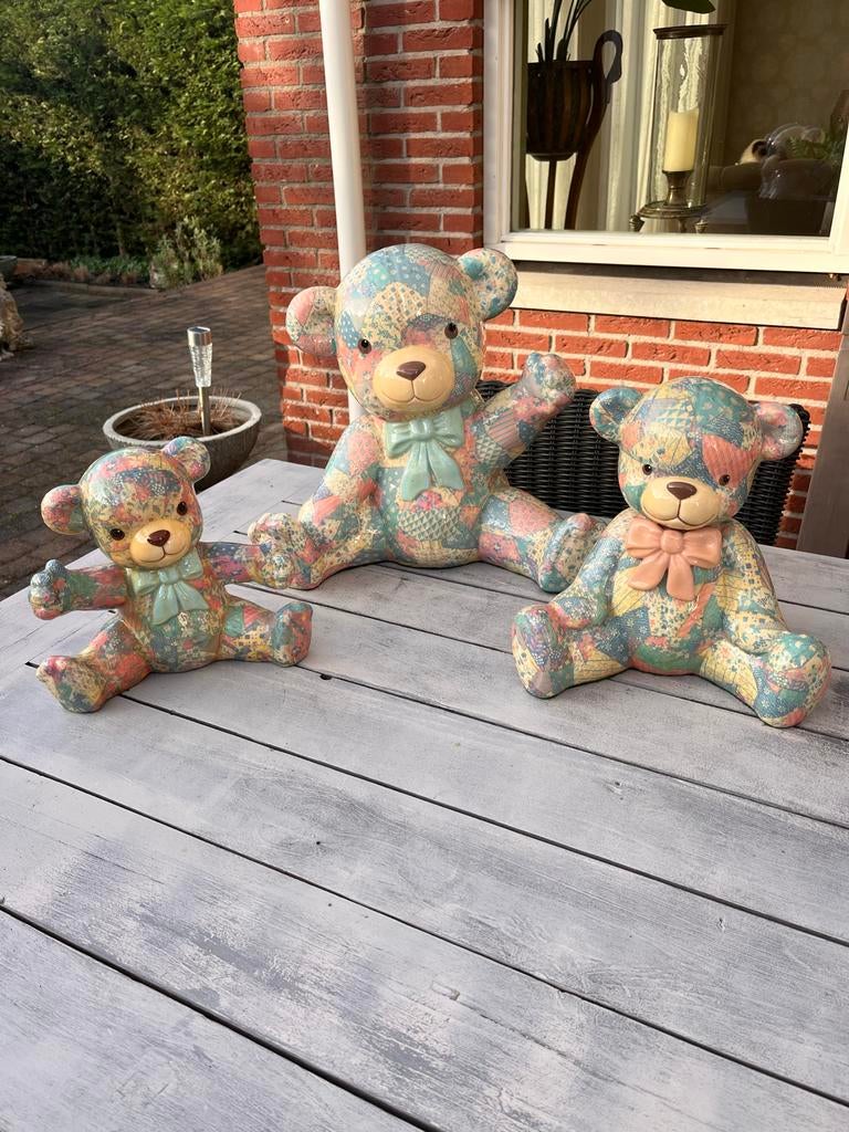 Drie Vinted Porseleinen Beren - Decoratieve Beelden, Ophalen, Zo goed als nieuw