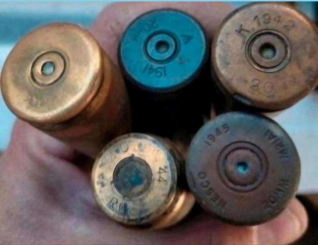 lotje lege hulzen -WO2 - afweer - geweer o.a .50 oorlogs ww2, Verzamelen, Ophalen of Verzenden, Hulzen of Bodemvondsten
