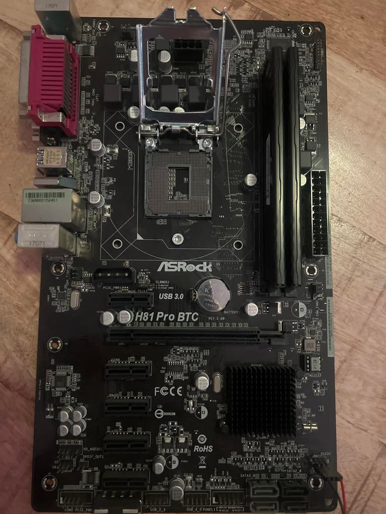 ASRock H81 Pro BTC Moederbord - Ideaal voor Mining, Computers en Software, Moederborden, Ophalen of Verzenden, Gebruikt, Intel