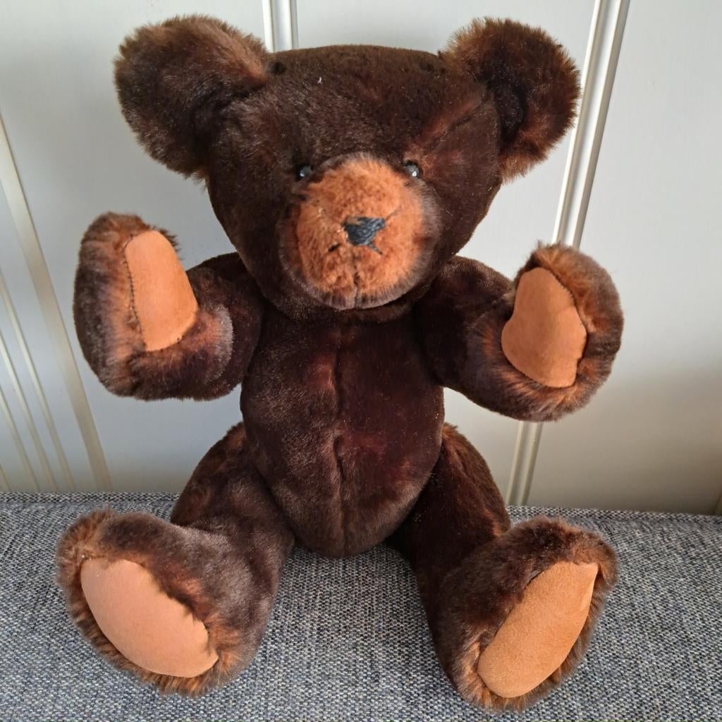 Oude zittende teddybeer - 24cm, Verzamelen, Beren en Cherished Teddies, Ophalen of Verzenden